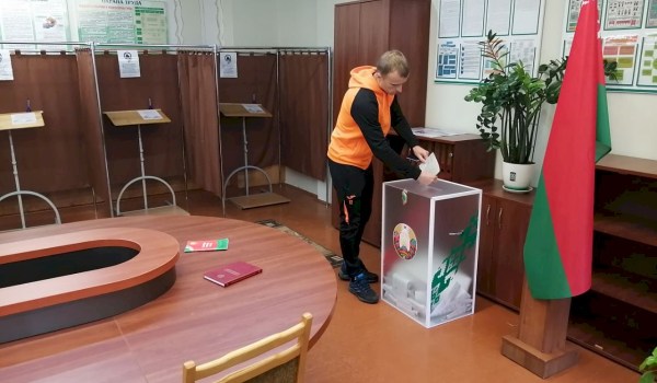 Команда СК Строитель приняла участие в выборах Президента Республики Беларусь 
